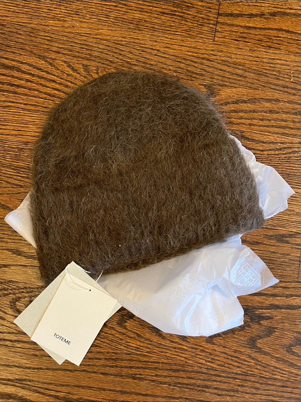Toteme beanie NWT